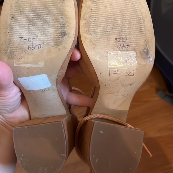 Aldo mustard yello chunky lace up heels - Picture 5 of 5